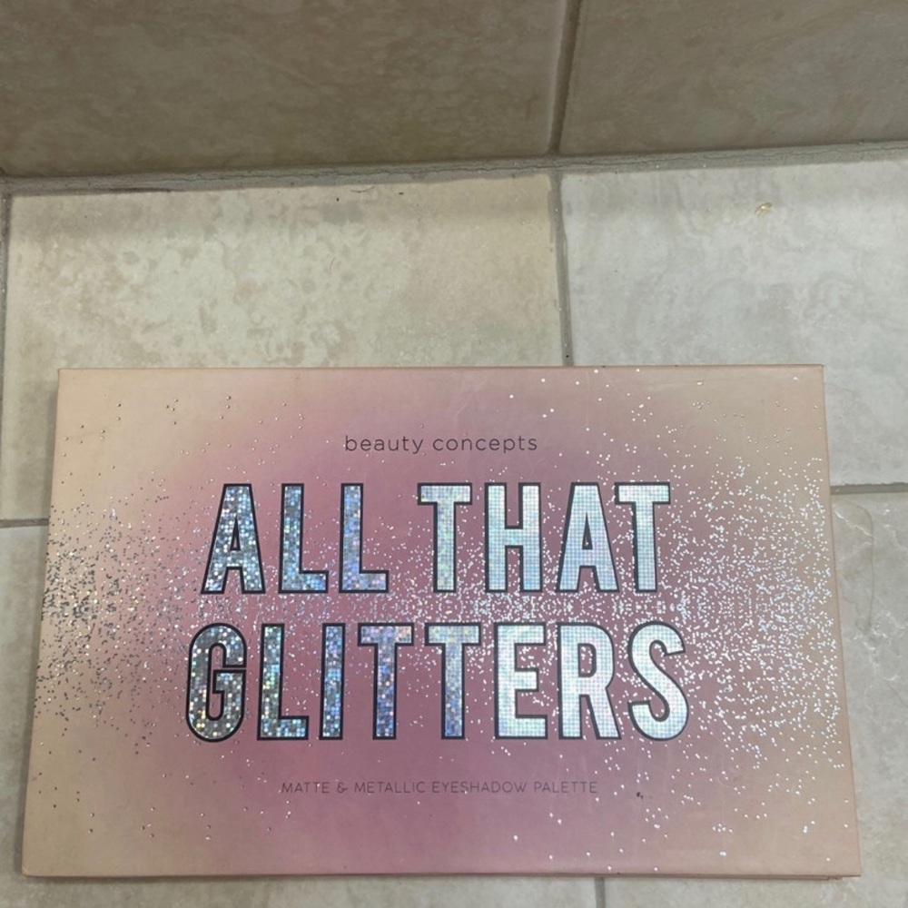 Beauty Concepts All That Glitters Eyeshadow Pallete
